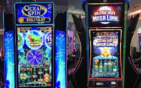 Màn hình game nổ hũ slot online đầy màu sắc và hấp dẫn tại caxeng Việt Nam